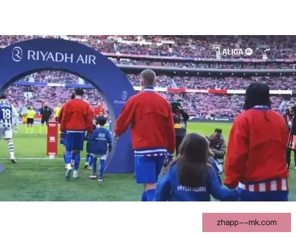 哲格罗瓦法甲客场精彩远射破门助球队全取三分