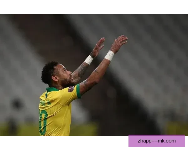 斯莫迪奇精彩倒钩破门为球队首开纪录展现绝佳个人技术